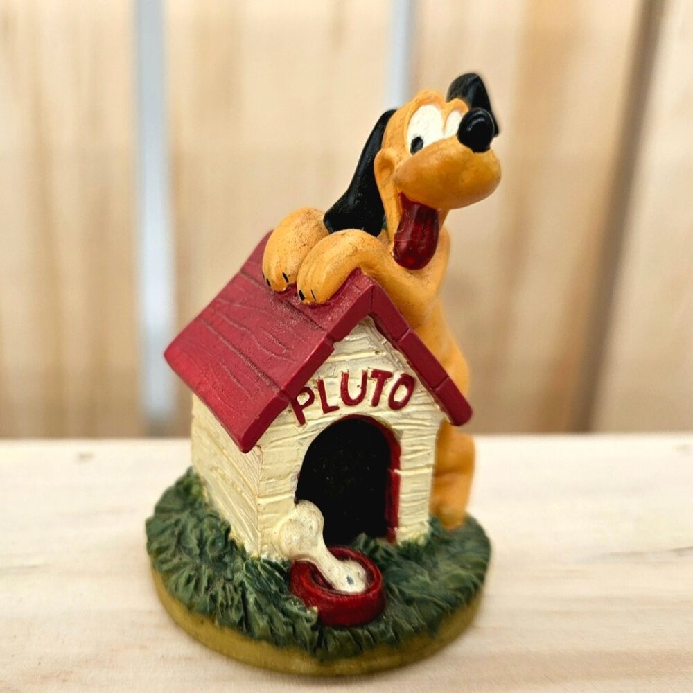 Pluto - Walt Disney Magic Thimble Collection
